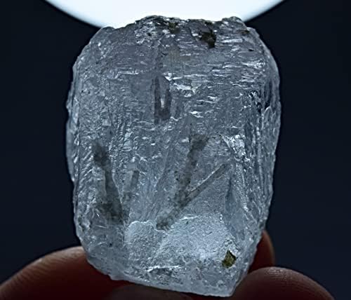 שקוף חרוט יוצא דופן Vorobyevite Beryl Crystal 133 קראט