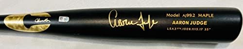 שופט אהרון חתם על ניו יורק ינקי צ'נדלר דוגמנית דגם Bat Fanatics - עטלפי MLB עם חתימה