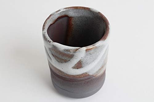 כלי מינו כלי חרס יפניים יונומי כוס תה צ'וואן שינססוקריטאצ'י שחור ולבן מיוצר ביפן RSY012