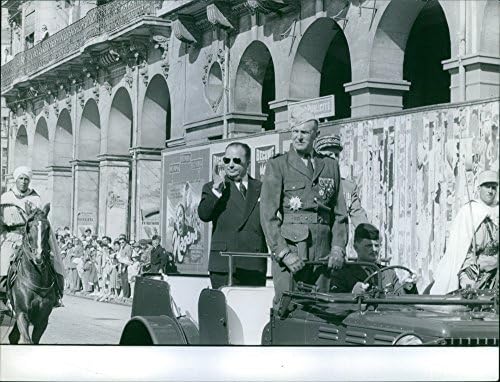 תצלום וינטג 'של הנשיא FRAN231; Ois Hollande באלג'יריה.